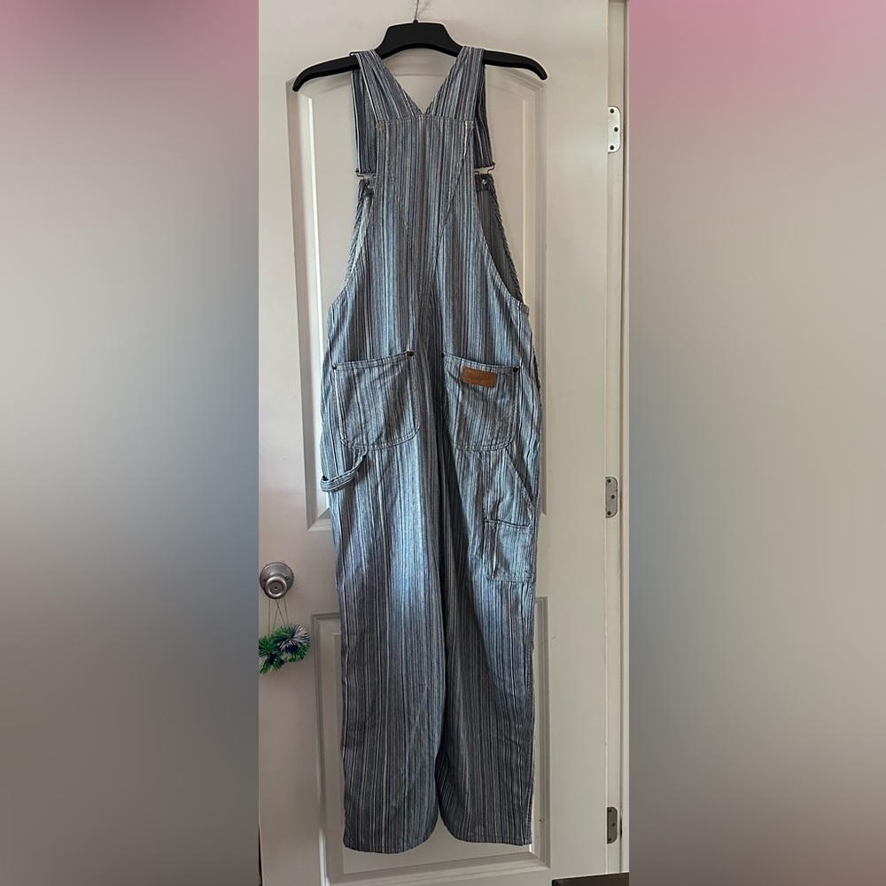 Overalls - Picture 5 of 12